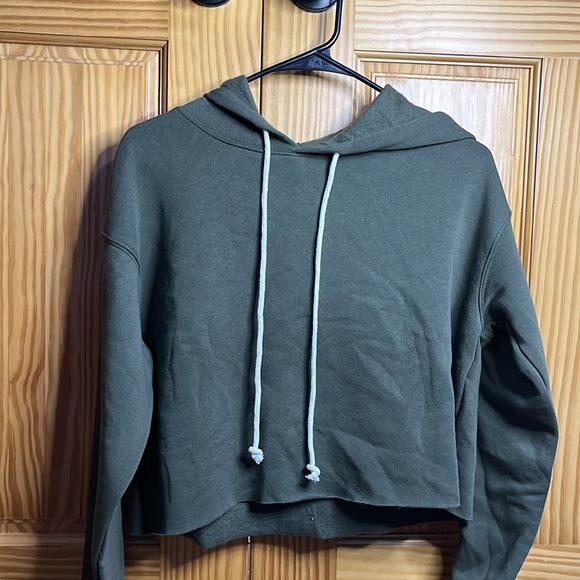 2 for the price of ONE, cropped hoodies - Picture 2 of 2